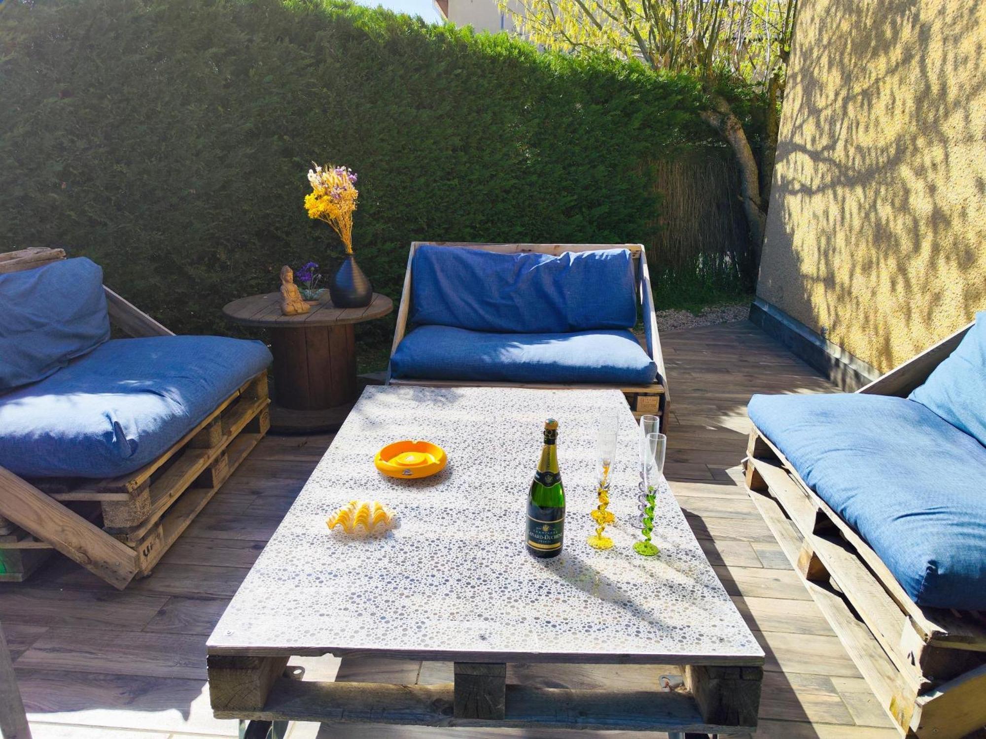 Le Patio Garonne Maison 6 Personnes, Climatise, Netflix بورْتيه سور جارون المظهر الخارجي الصورة